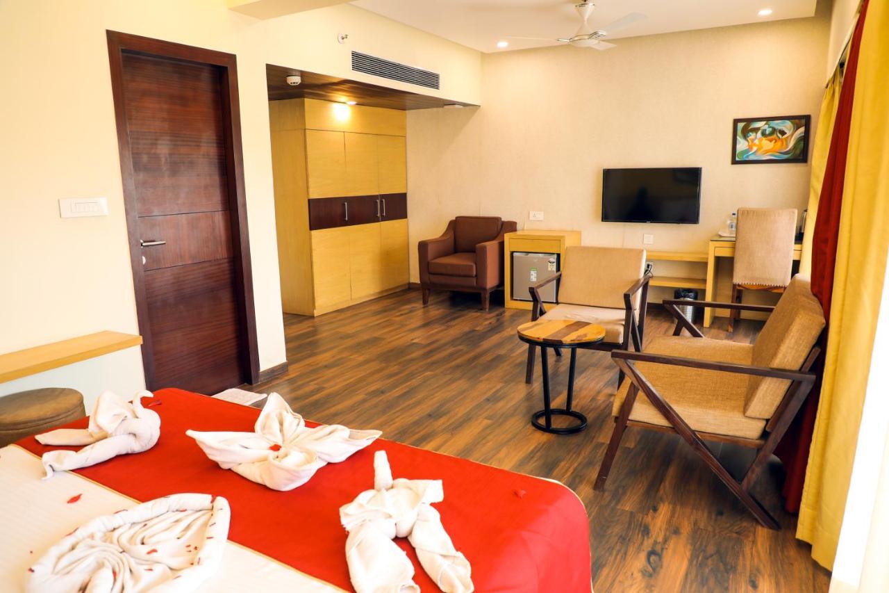 Rosetum Anjuna Goa Exterior photo